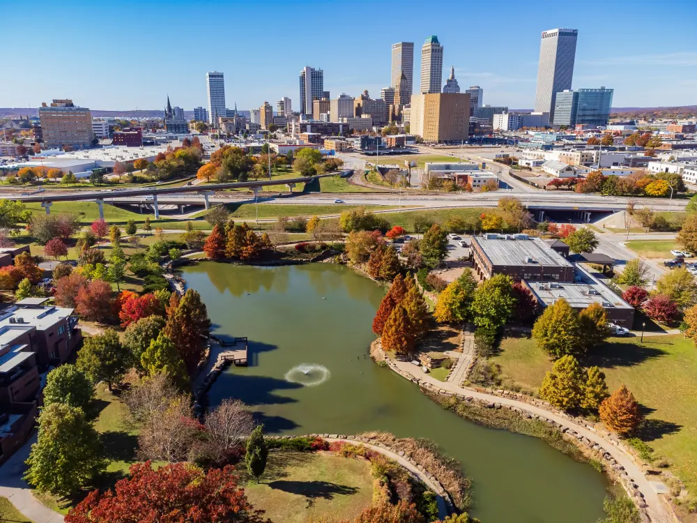 Veterans Park pond in Tulsa, Oklahoma with fall foliage.